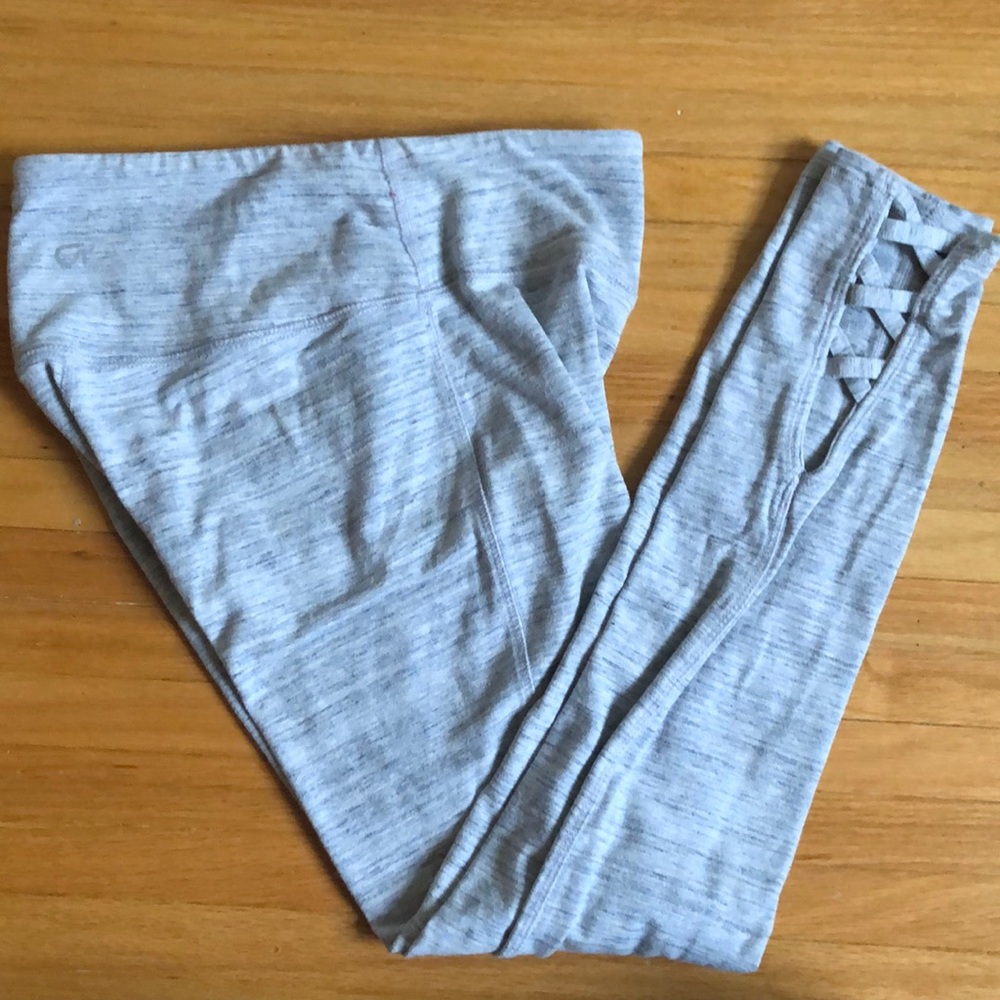 Gapfit Grey leggings with open design size S